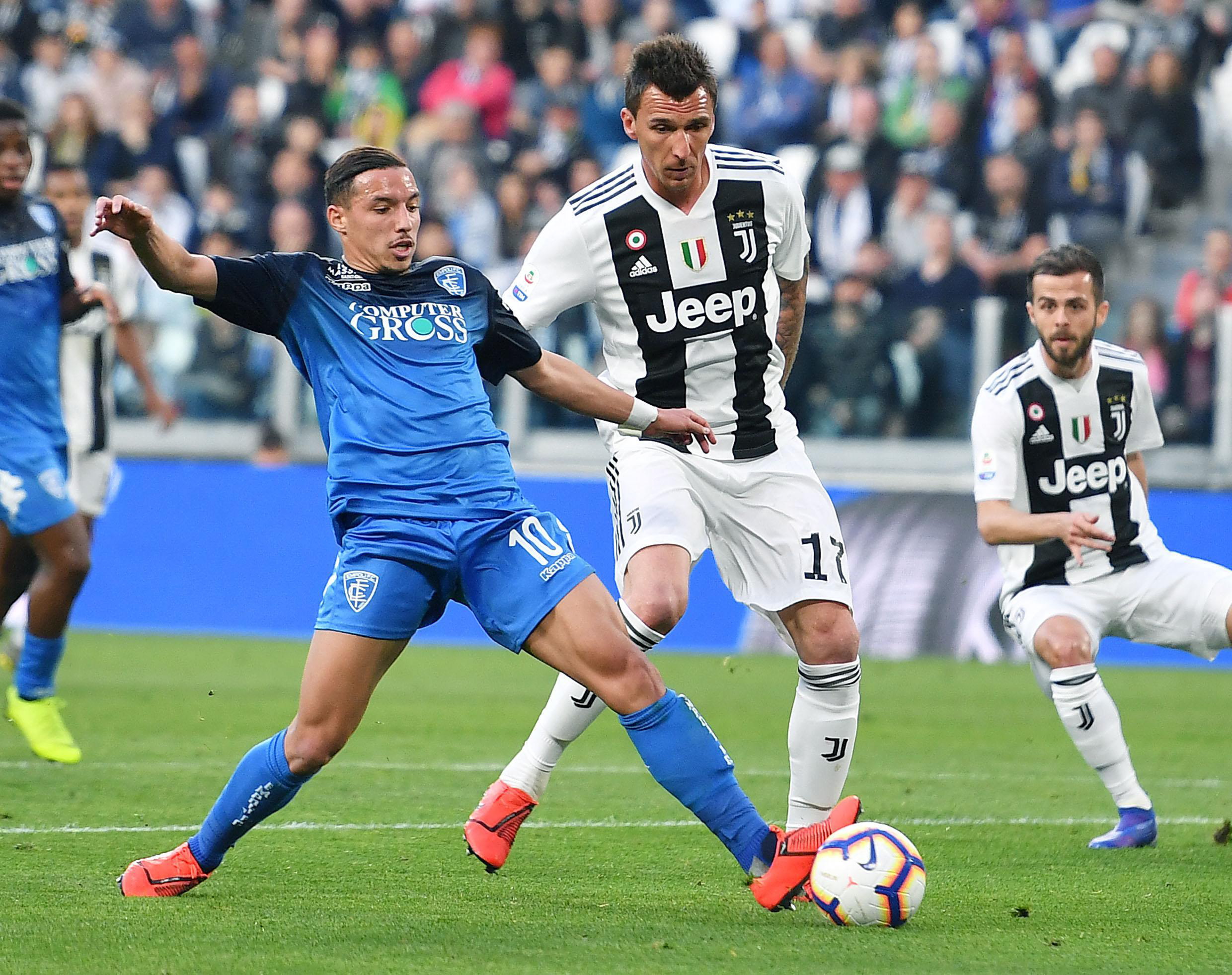 双车未达标被取消！法拉利愚蠢错误又来了，果然是F1笑料发源地