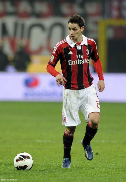 尤尔曼德：我的足球哲学是边做边学 在德甲必须主动出击