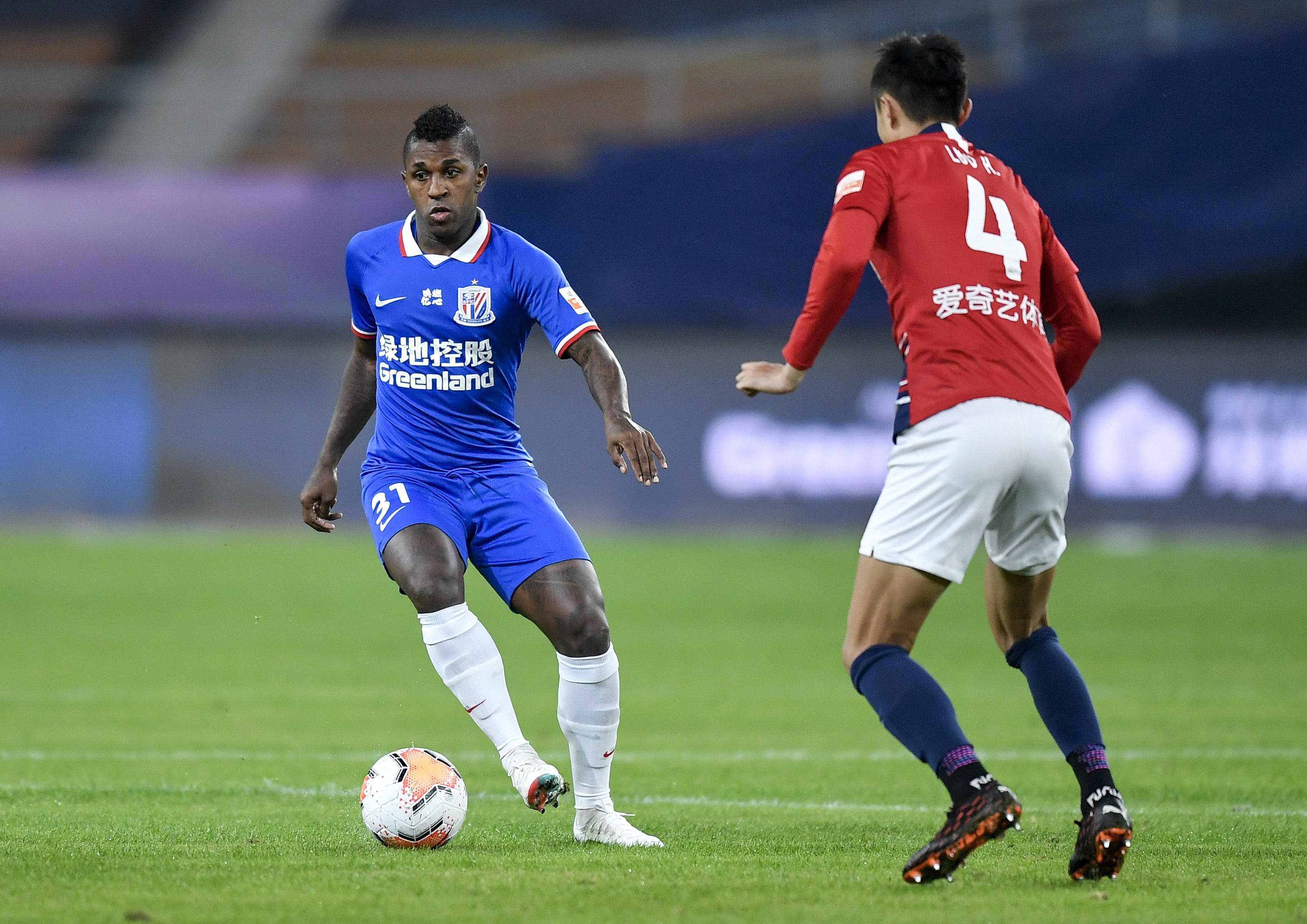 详解棒球规则中的投球违例动作及其产生的进垒补偿逻辑