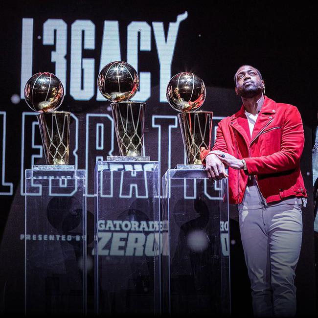 英超前瞻：曼联状态回暖期待连胜，西汉姆联进攻核心停赛