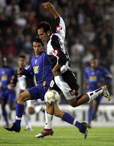 野茂英雄在赴美之初的每一场胜利，都是对日本棒球传统观念的冲击