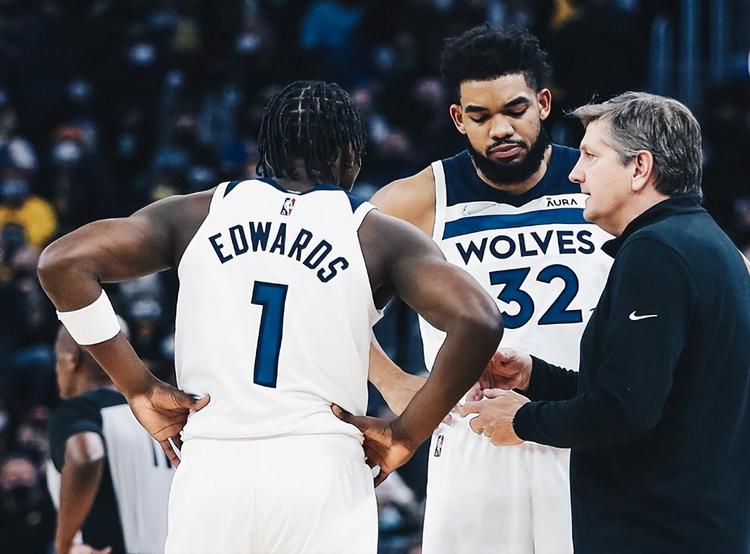 哈登：我会帮乔丹·米勒&桑德斯处于成功位置 但功劳是他们自己的