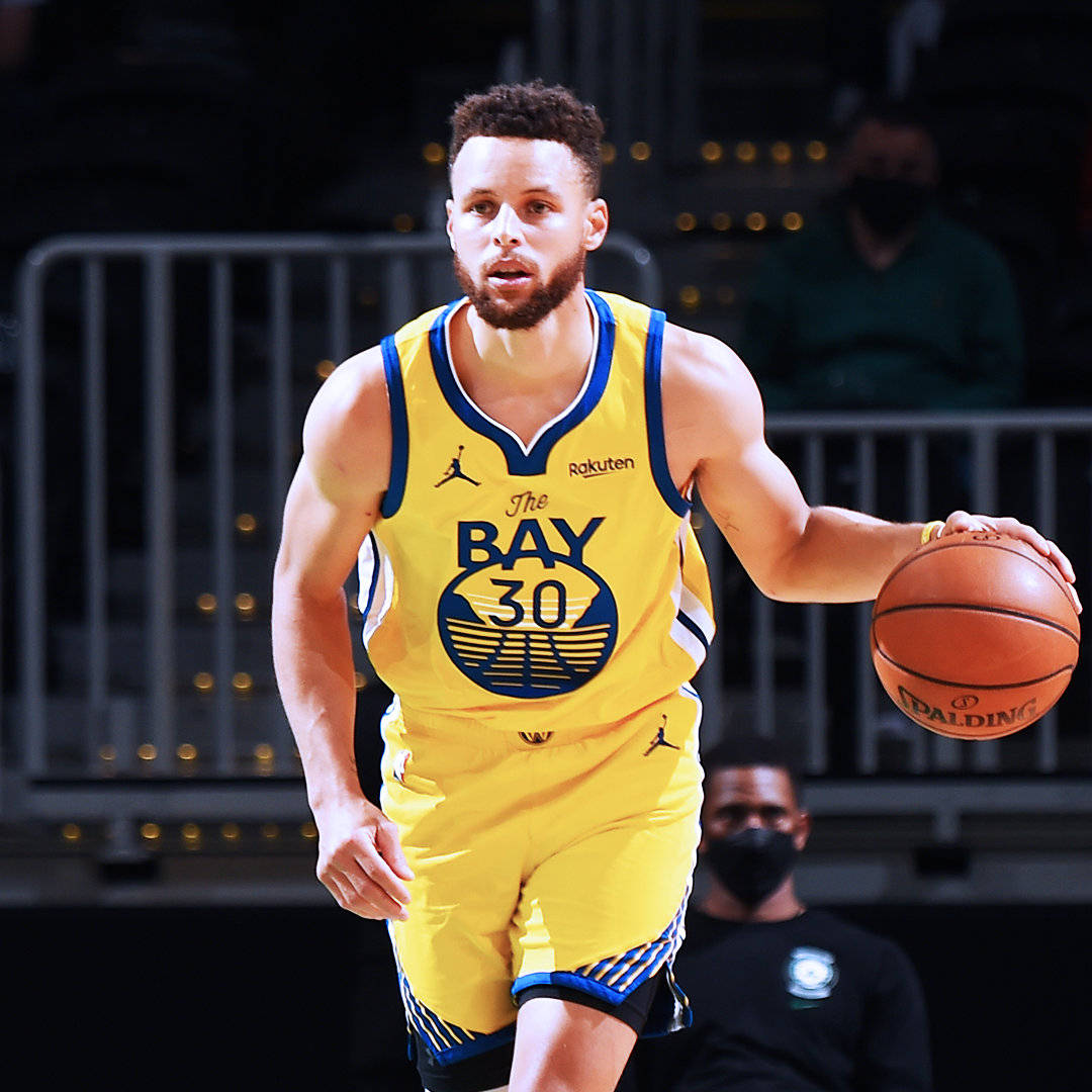 湖人板凳哑火半场仅得7分，马刺三大板凳合砍29分压制湖人