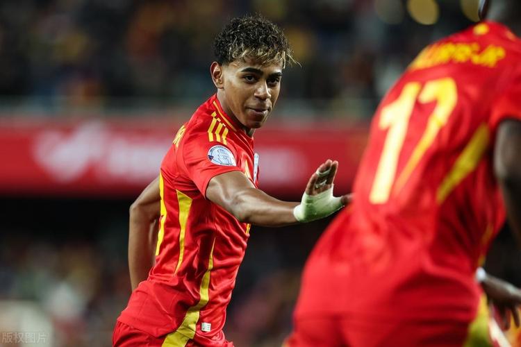 斯帕莱蒂：球员们脸上不再是满足的表情，而是更加放松的表情