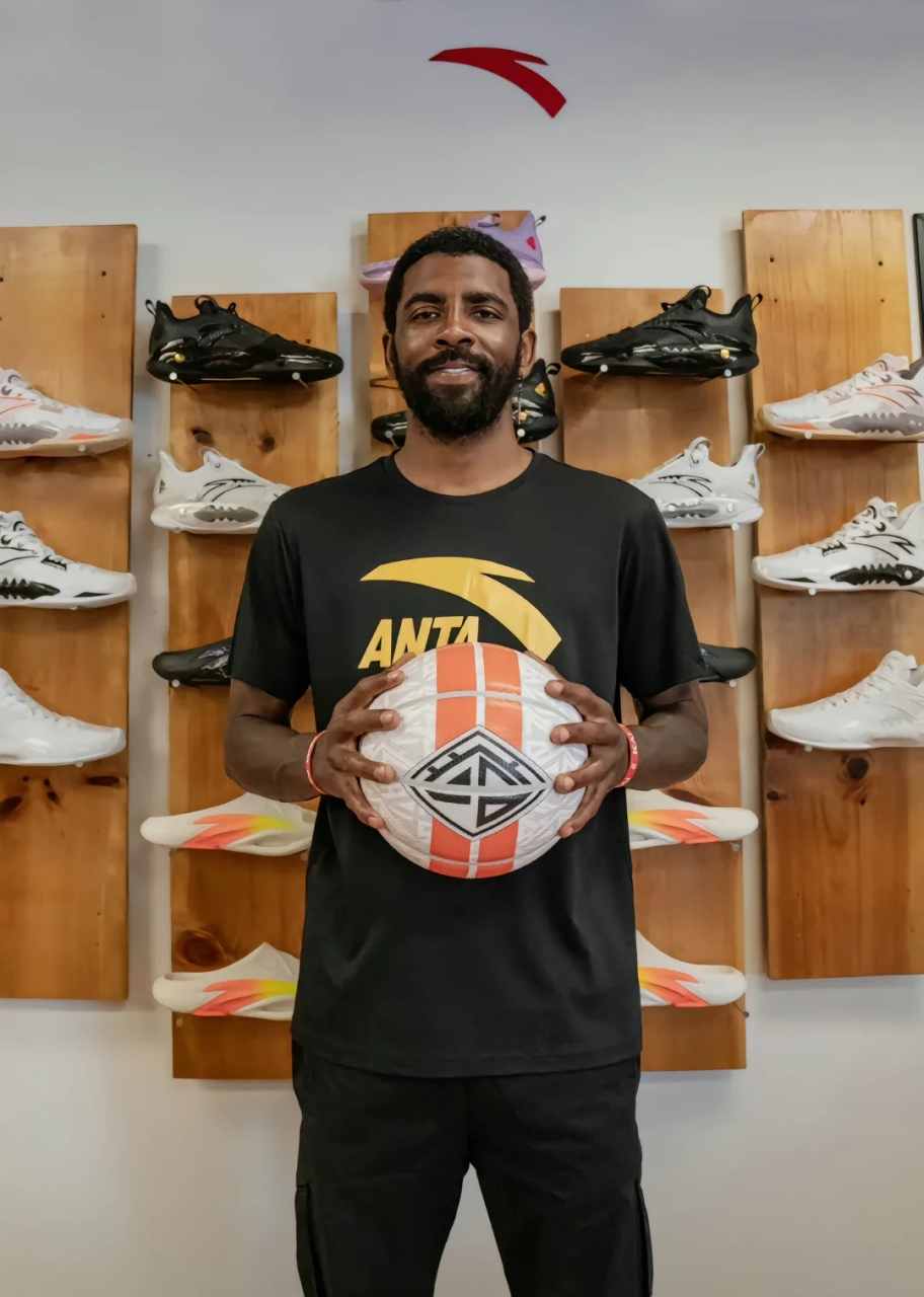 弗里克：亚马尔被换下场时有些失望，没想到孔德能梅开二度